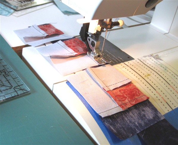 Log Cabin Block B9 Log Cabin piecing by Sandi Walton at Piecemeal Quilts