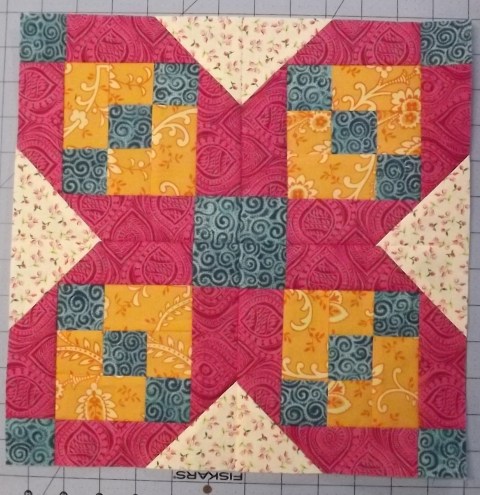 Botanicals BOM Block 2 Shasta Daisy from Piecemeal Quilts